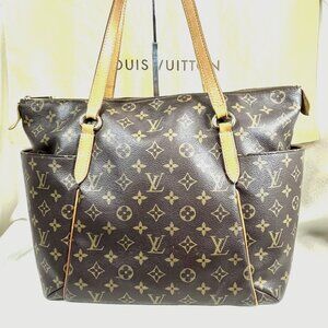 Sold~Authentic Louis Vuitton LV Shoulder Bag Totally MM Monogram w Dust Bag